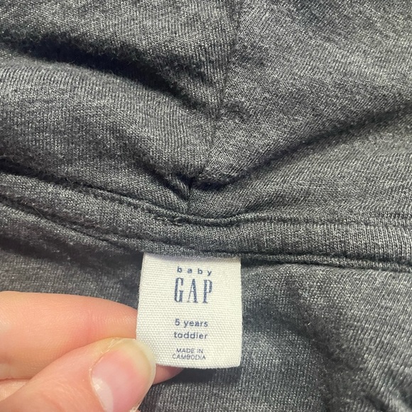 GAP Kids Gray Hoodie 5 years Toddler - Picture 3 of 4